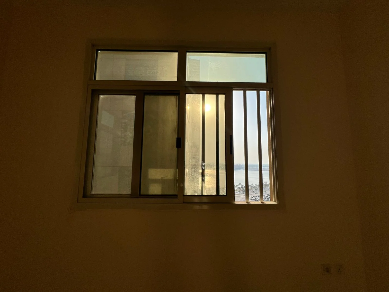 شقة غرفتين وصالة للإيجار في الخان